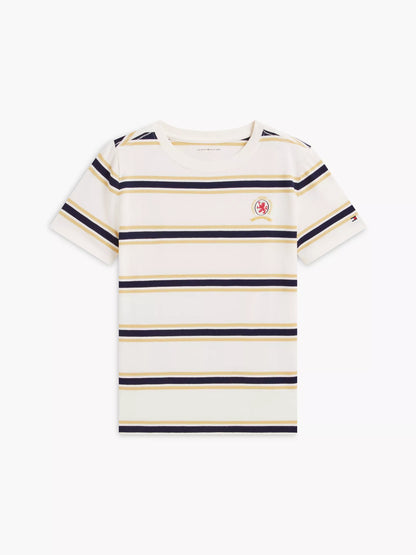 Camiseta infantil a rayas con logo de escudo